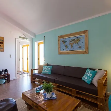 Bellavista - 3 Min Walk From Apartment